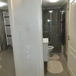 Sehr Grosse 5 Mit Garten Und Terasse Apartment Wiesbaden