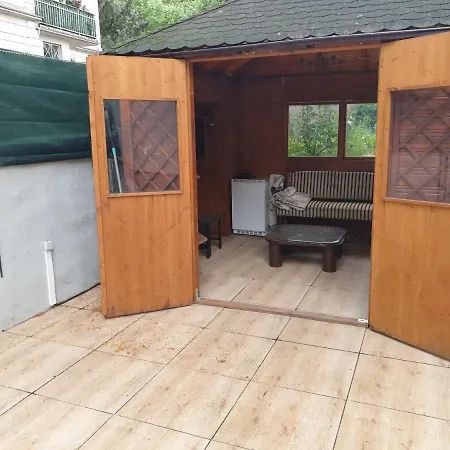 Apartmán Sehr Grosse 5 Mit Garten Und Terasse