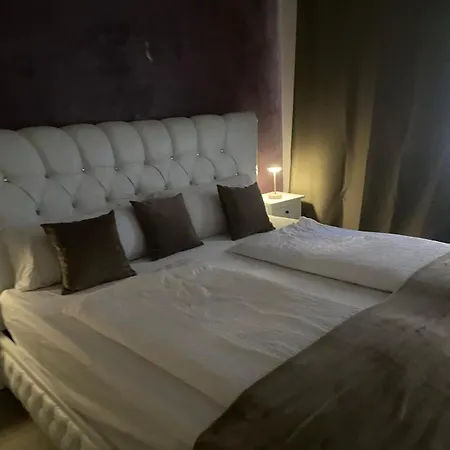 Sehr Grosse 5 Mit Garten Und Terasse 아파트 *