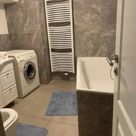 Apartment Sehr Grosse 5 Mit Garten Und Terasse Wiesbaden
