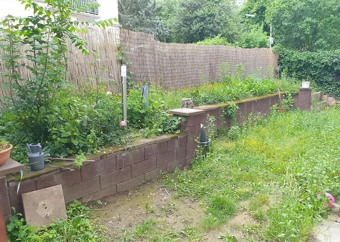 Sehr Grosse 5 Mit Garten Und Terasse