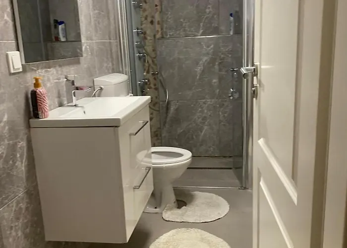 Sehr Grosse 5 Mit Garten Und Terasse 아파트 비스바덴