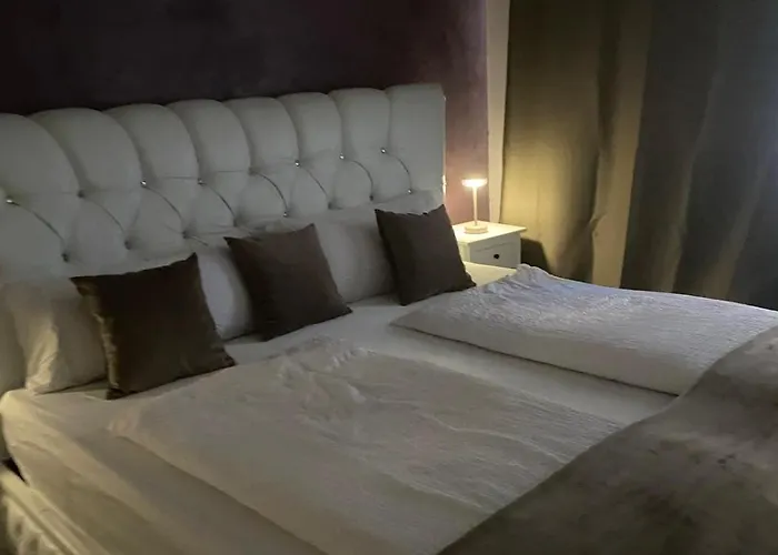 Sehr Grosse 5 Mit Garten Und Terasse 아파트 *