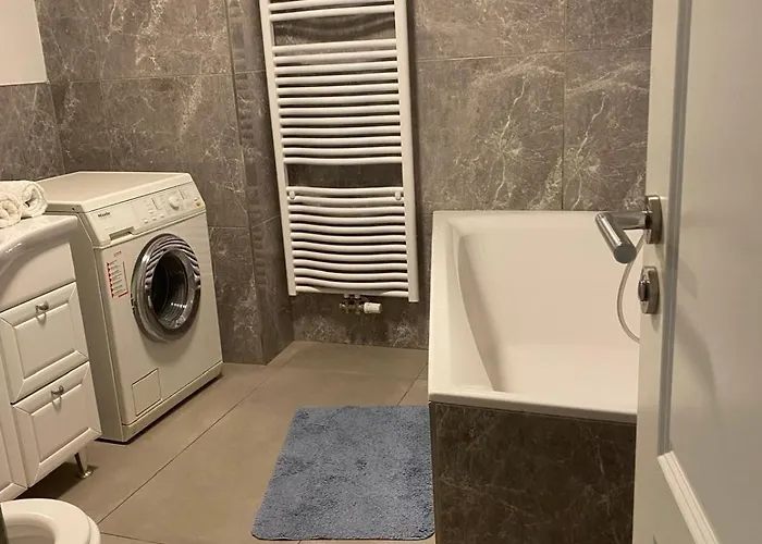 아파트 Sehr Grosse 5 Mit Garten Und Terasse 비스바덴